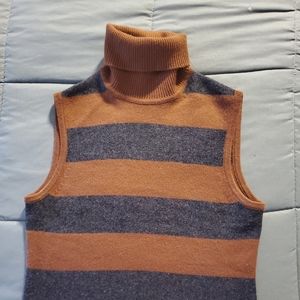 CARLISLE Sleeveless top in wool/cashmere blend